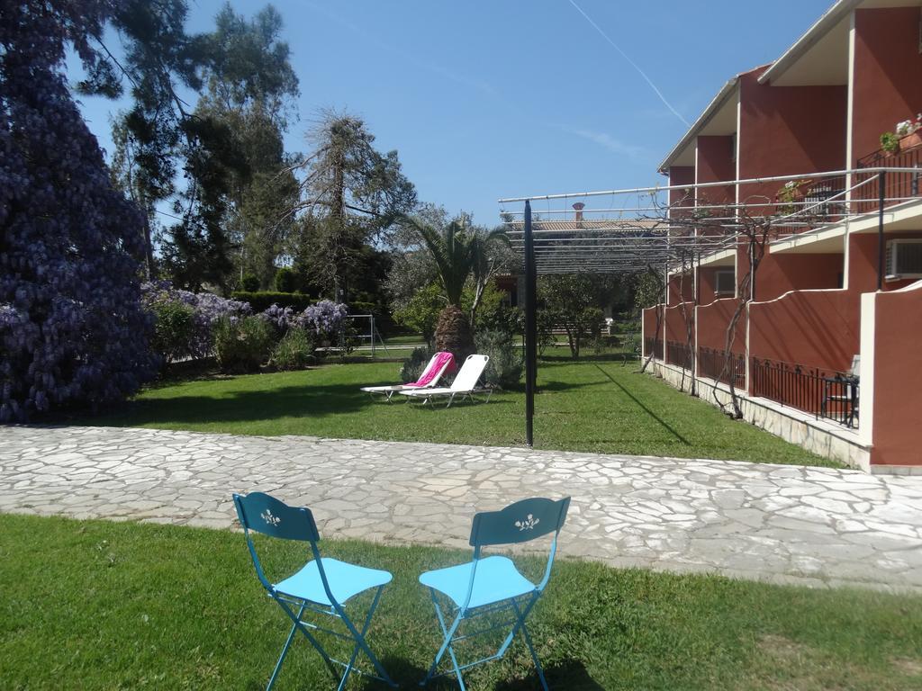 Dassia Beach Pension Extérieur photo