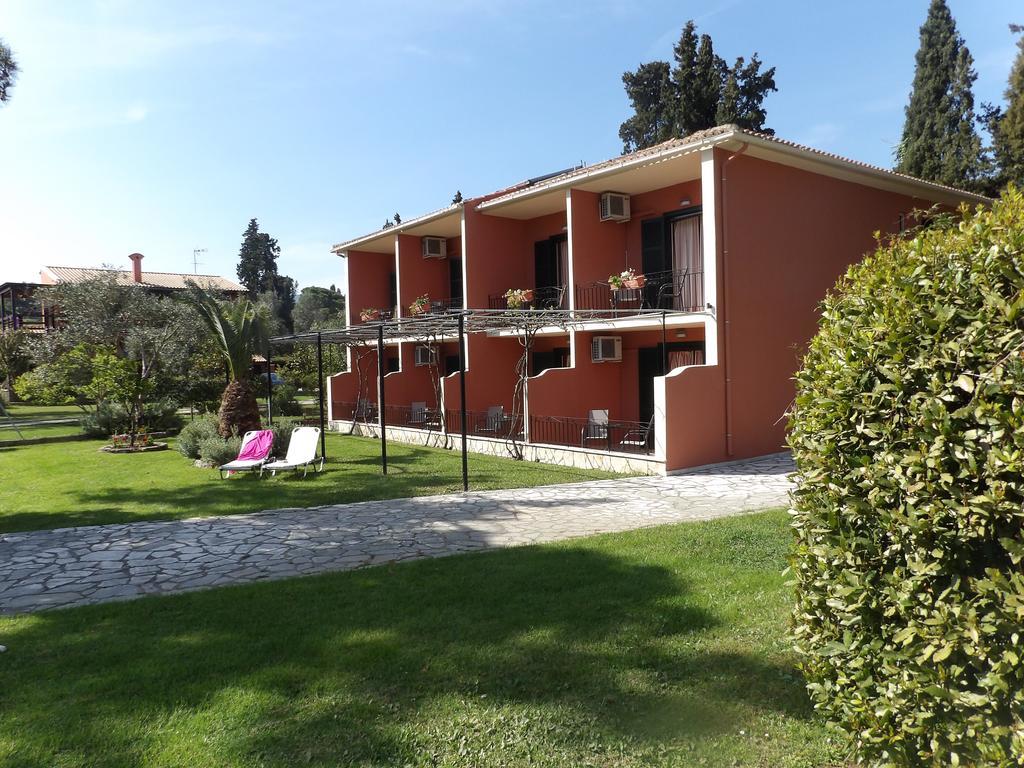 Dassia Beach Pension Extérieur photo